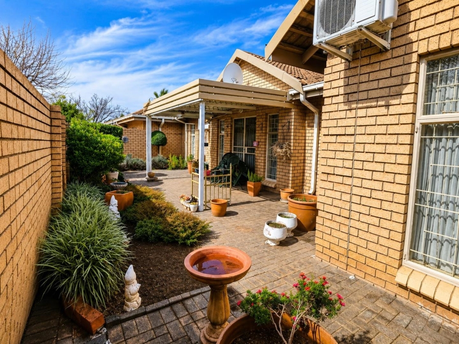 3 Bedroom Property for Sale in Universitas Free State